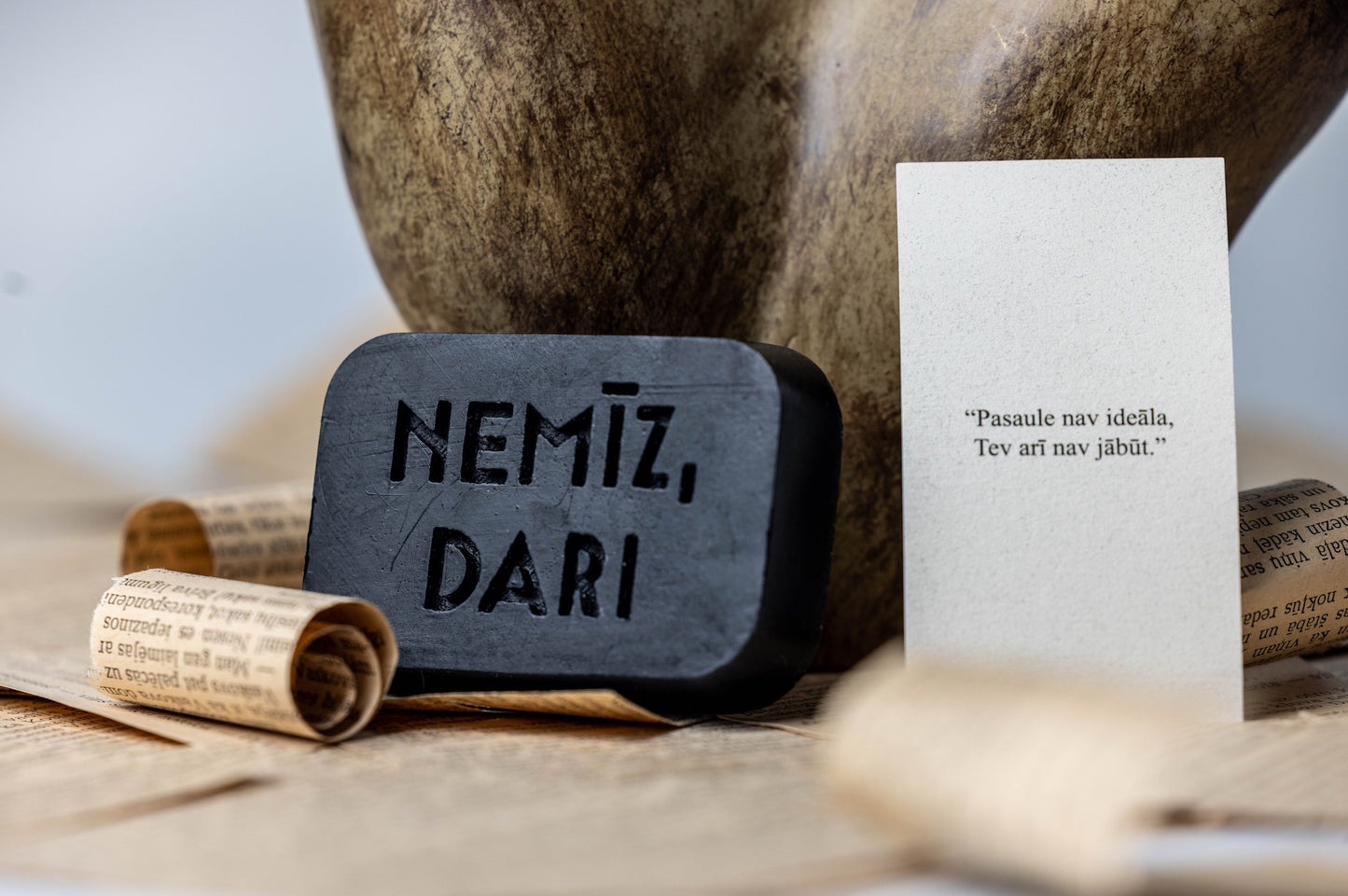 Ziepes - ogļu ziepes, ķermenim un sejai